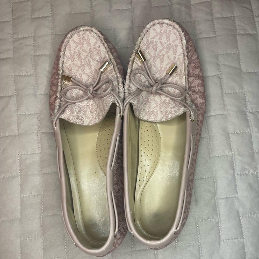 Michael Kors Sutton Leather Moccasin Loafer Flats Pink SZ 7.5